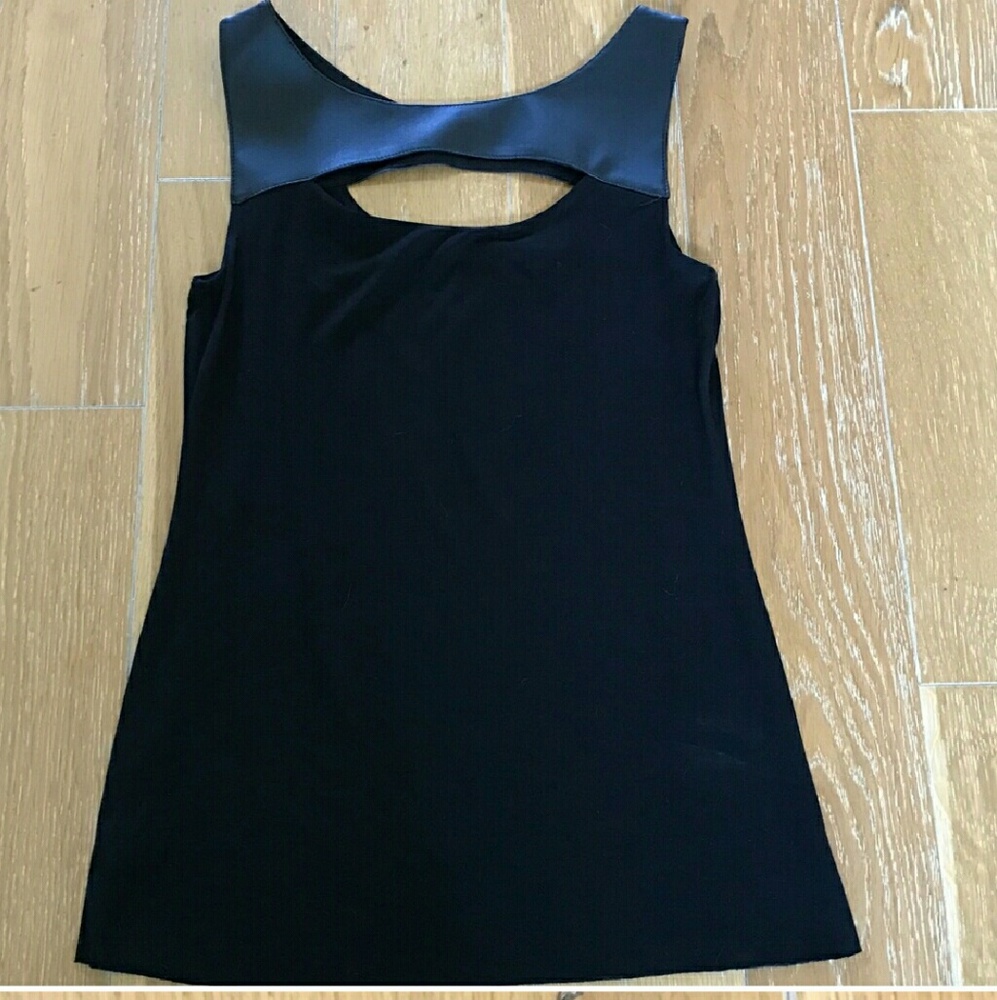 New Bailey 44 top